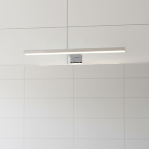 Applique LED 45 cm Da 7 Watt in ABS Cromato Luce Fredda 6000K IP44 Installazione su Bordo Specchio Illuminazione Uniforme Anti Riflesso Per Bagno Moderno e Zona Lavabo Design Elegante Argento