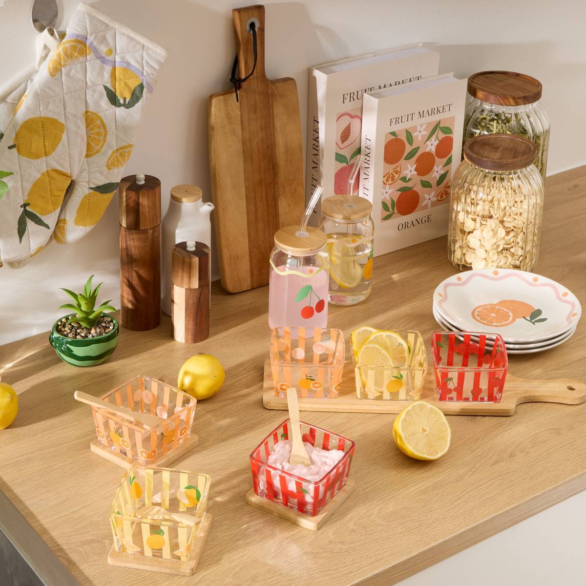 Set apéritif plateau et 3 coupelles Fruity