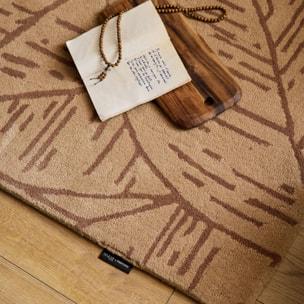 PANTONE - Tapis en laine fait main CEDRE BLANC à motif feuille marron