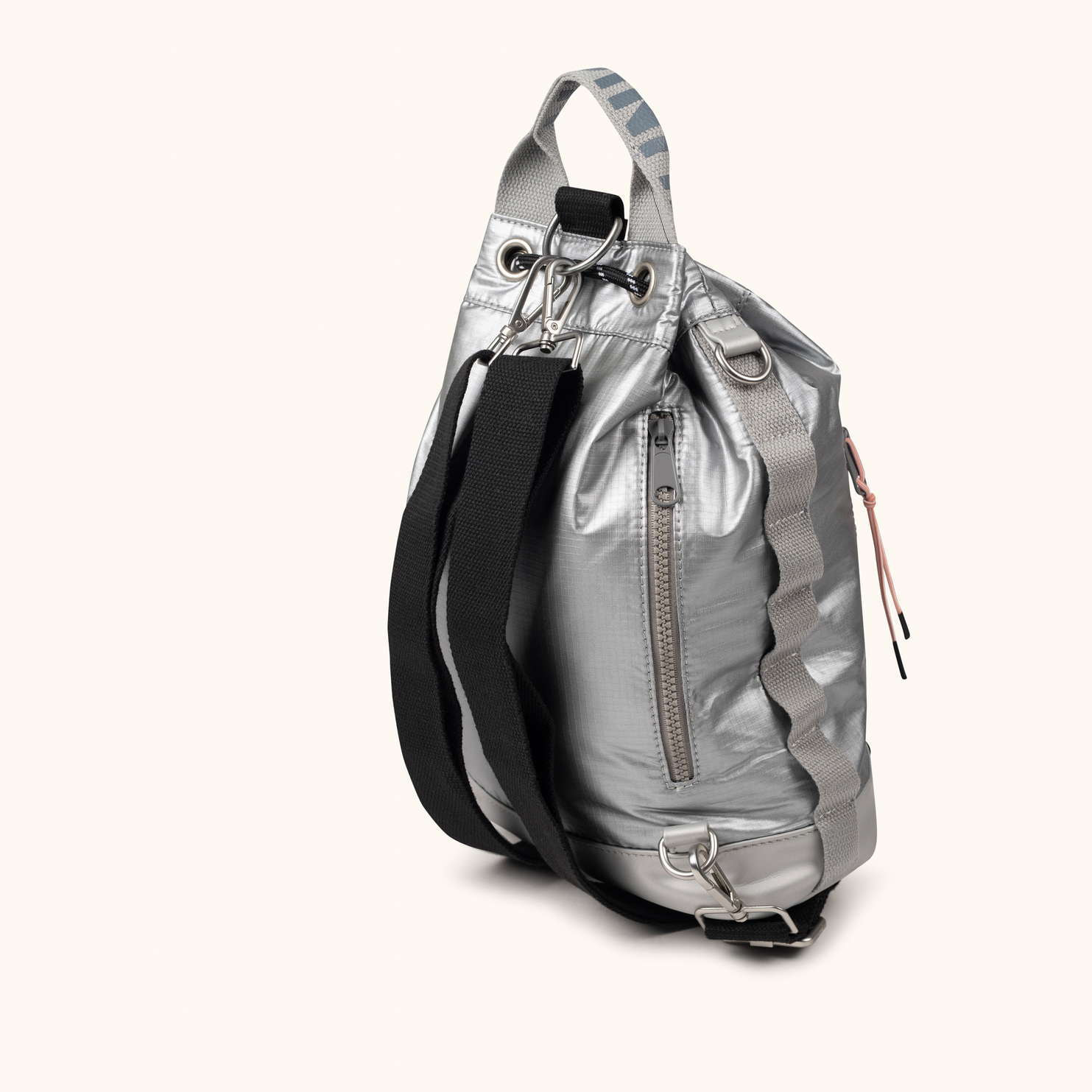 Mochila Saco Adaptable Metalizada en Poliamida Reciclada DEEP RECYCLED DRAWSTRING BACKPACK PLATA