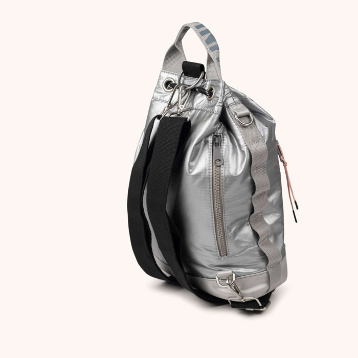 Mochila Saco Adaptable Metalizada en Poliamida Reciclada DEEP RECYCLED DRAWSTRING BACKPACK PLATA