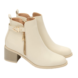 Stivaletti in pelle con tacco comodo