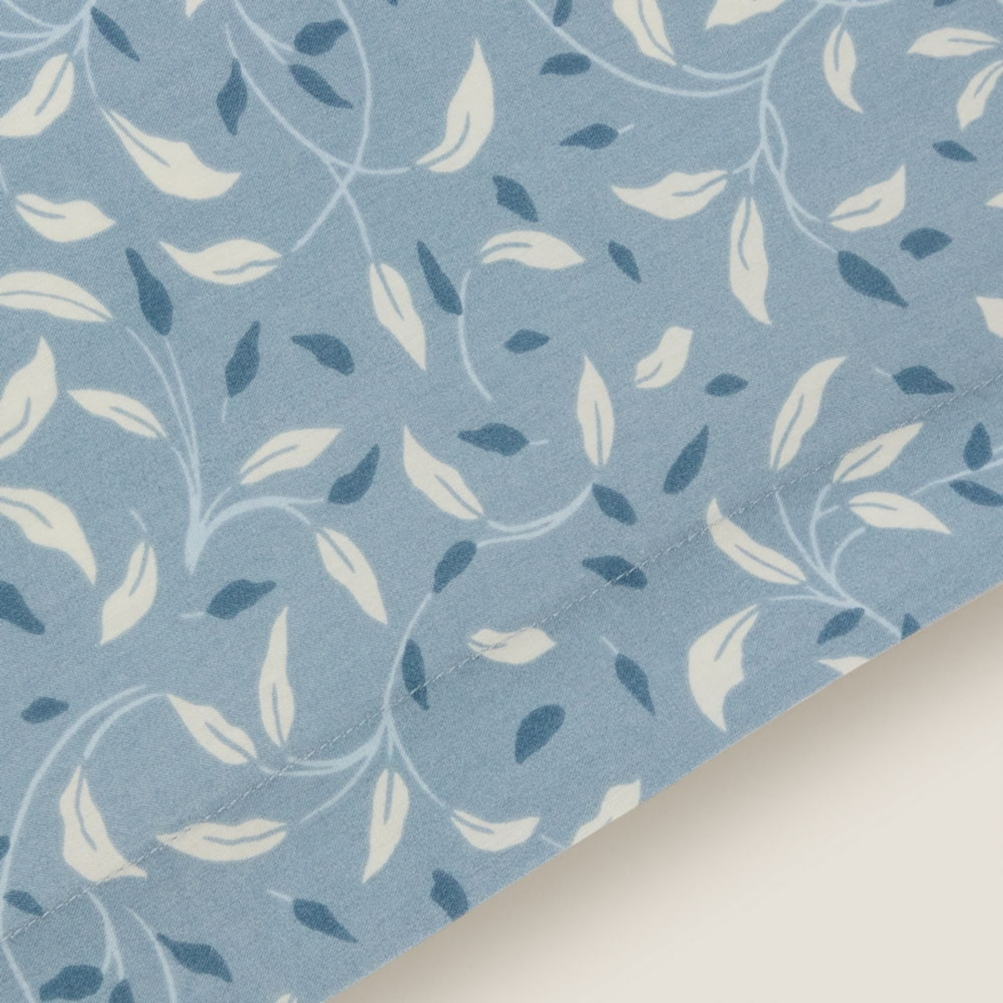 Funda cojín hojas reversible Resoja color azul 100% Algodón percal