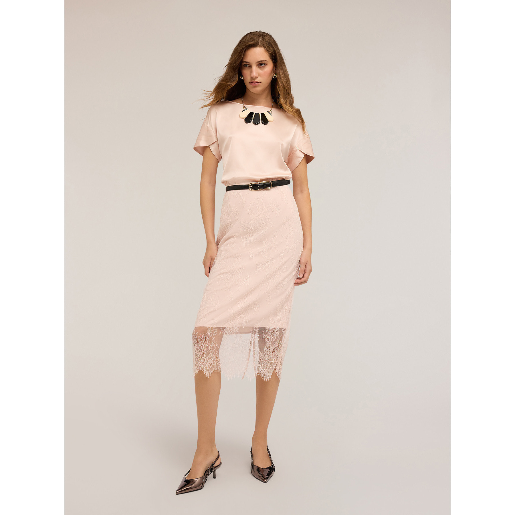 Motivi - Blusa con maniche a petalo - Beige