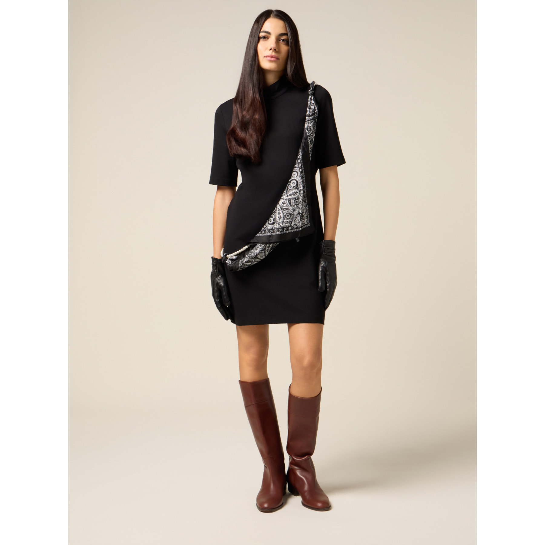 Oltre - Vestido tubo con detalle pañuelo - Negro