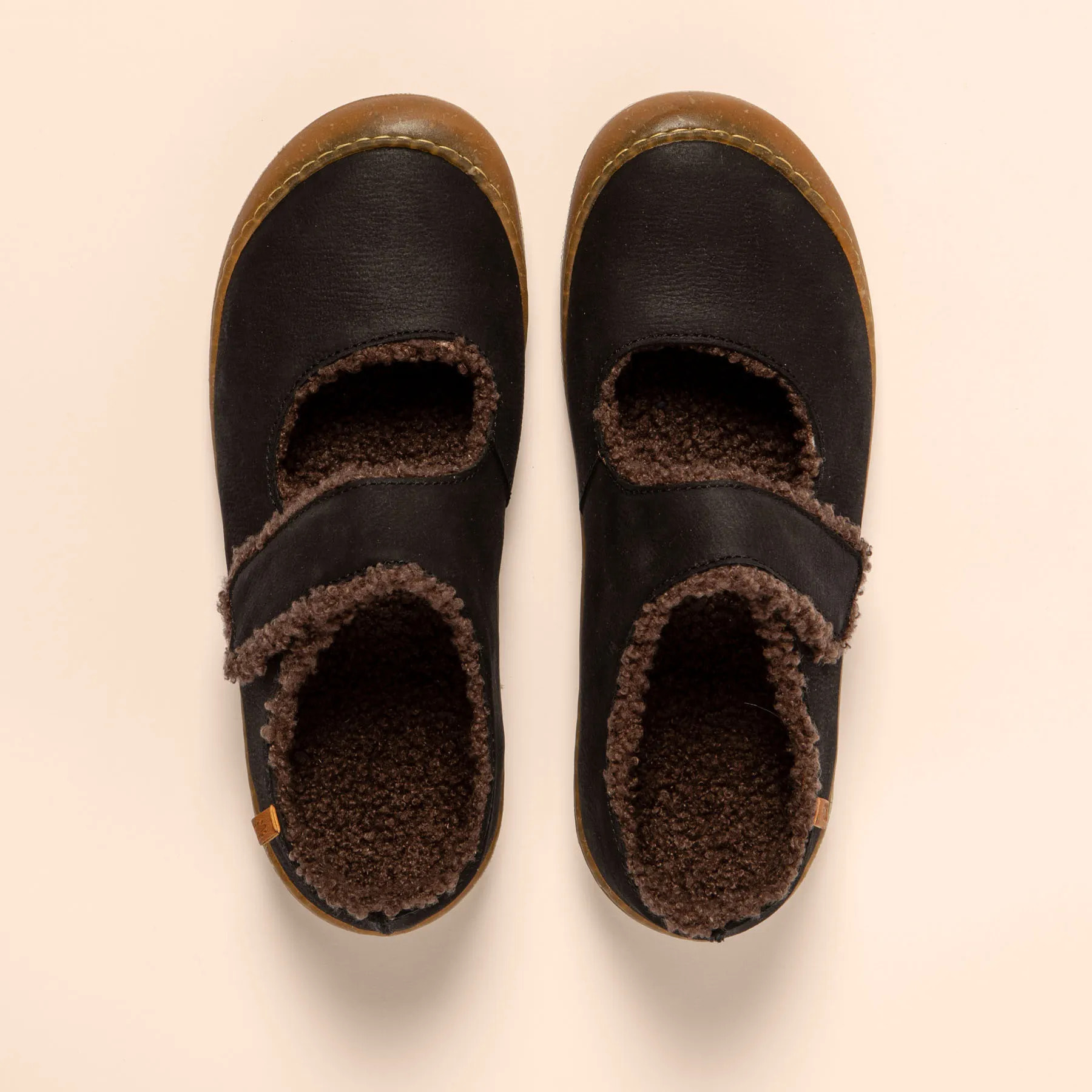 Bailarinas N5739 PLEASANT BLACK/ PAWIKAN color Black