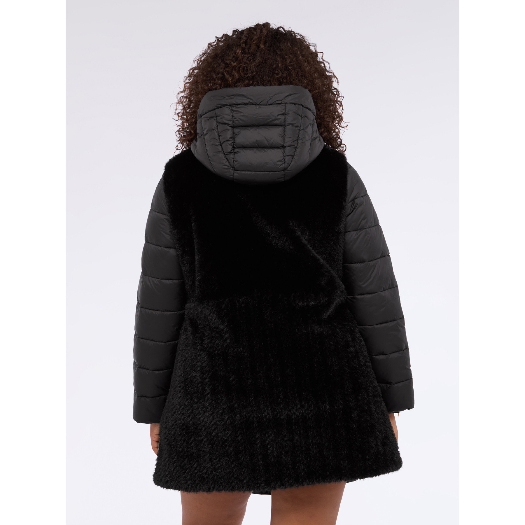 Fiorella Rubino - Plumífero bimaterial con capucha - Negro