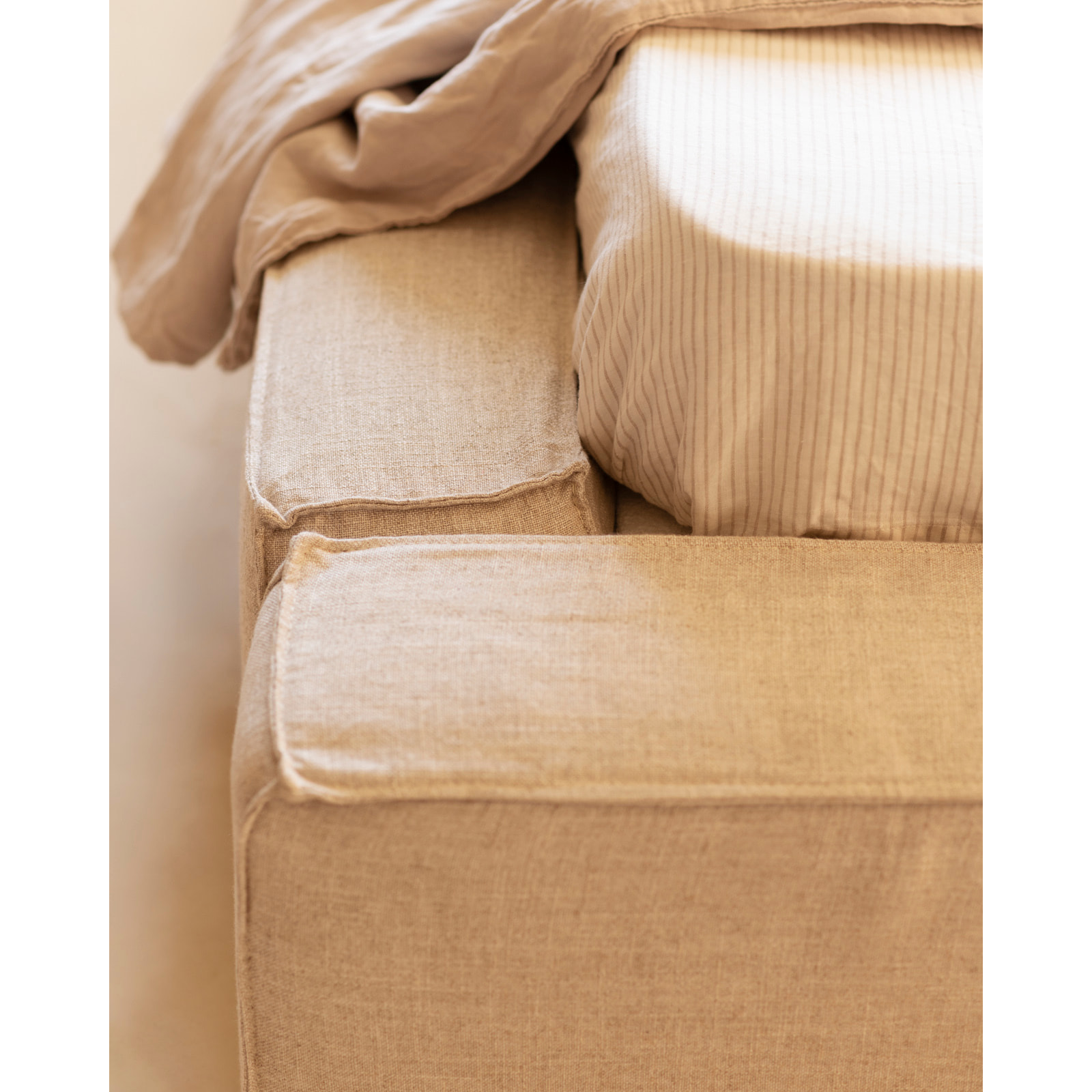 Lit déhoussable en lin beige pour les matelas en différentes tailles