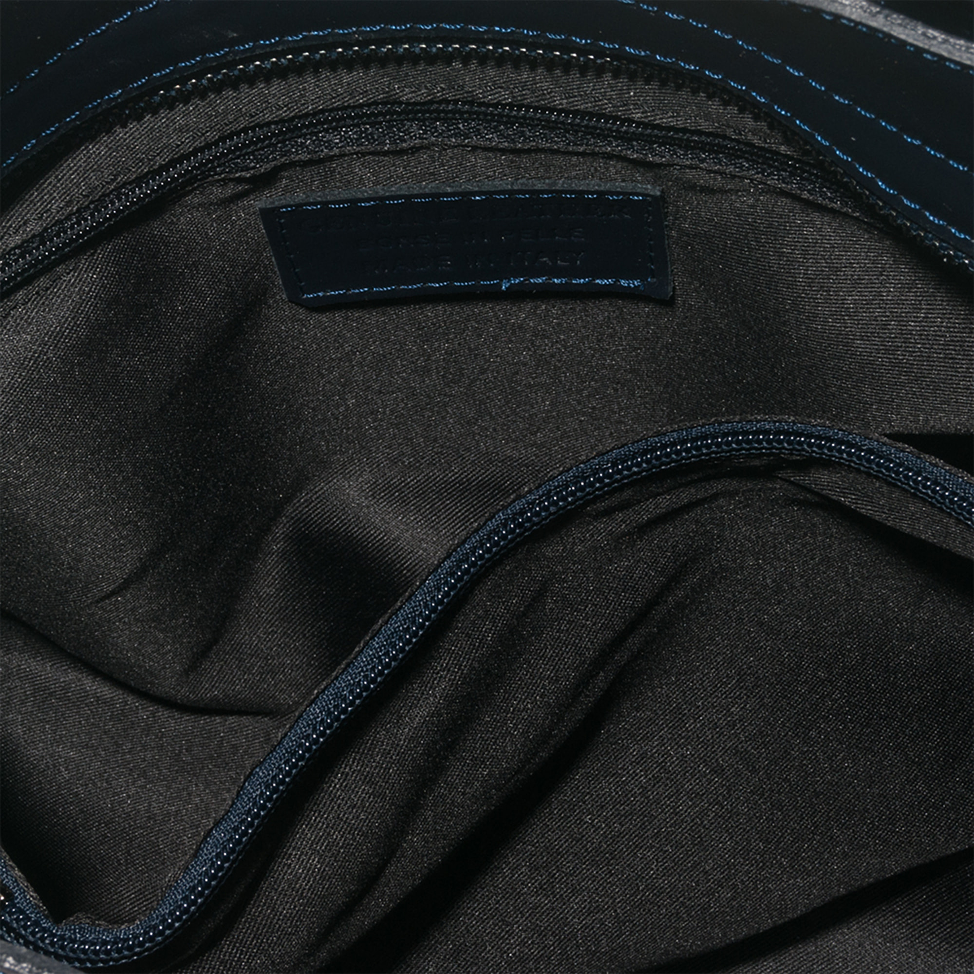 FIRENZE ARTEGIANI Cannobio Borsa Tote da Donna. Vera Pelle Ruga Made in Italy 31x12x22 Cm. Colore blu marino