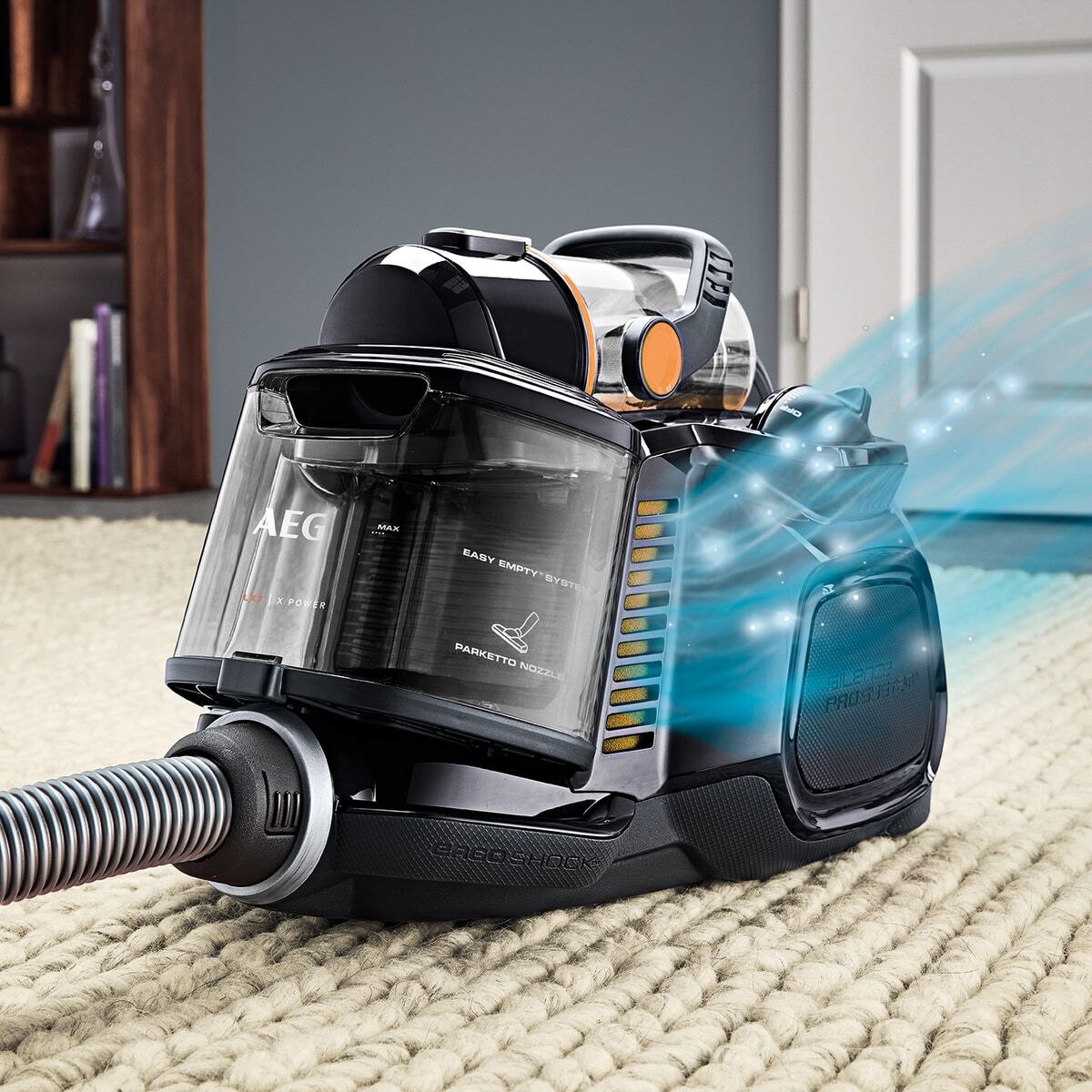 AEG Aspiradora sin bolsa LX7 de 750 W y 72 dB(A) LX7-2-EB-P | Reacondicionado