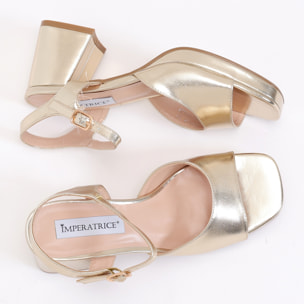 Sandali in simil pelle con tacco comodo