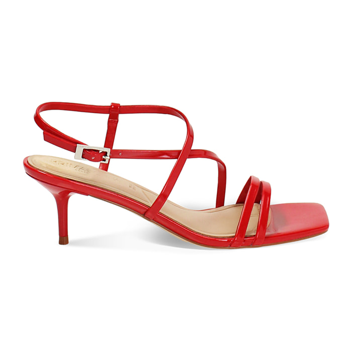 Sandalo donna rosso in vernice, tacco 5,5 cm