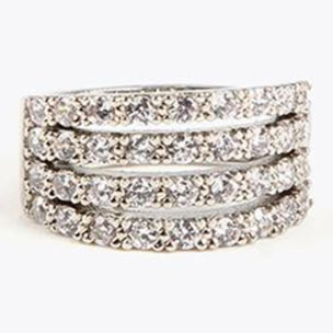 Orecchino piercing in cristallo