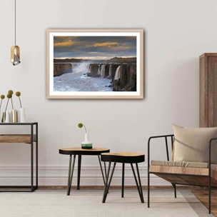 Affiche Chute d'eau by night Affiche + cadre en bois - Chêne