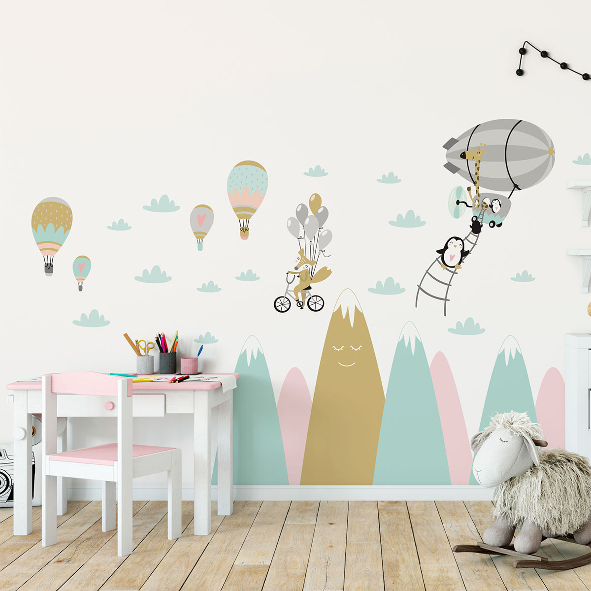 Stickers muraux enfants - Décoration chambre bébé - Autocollant Sticker mural géant enfant montagnes scandinaves ANIMAUX COMIQUES