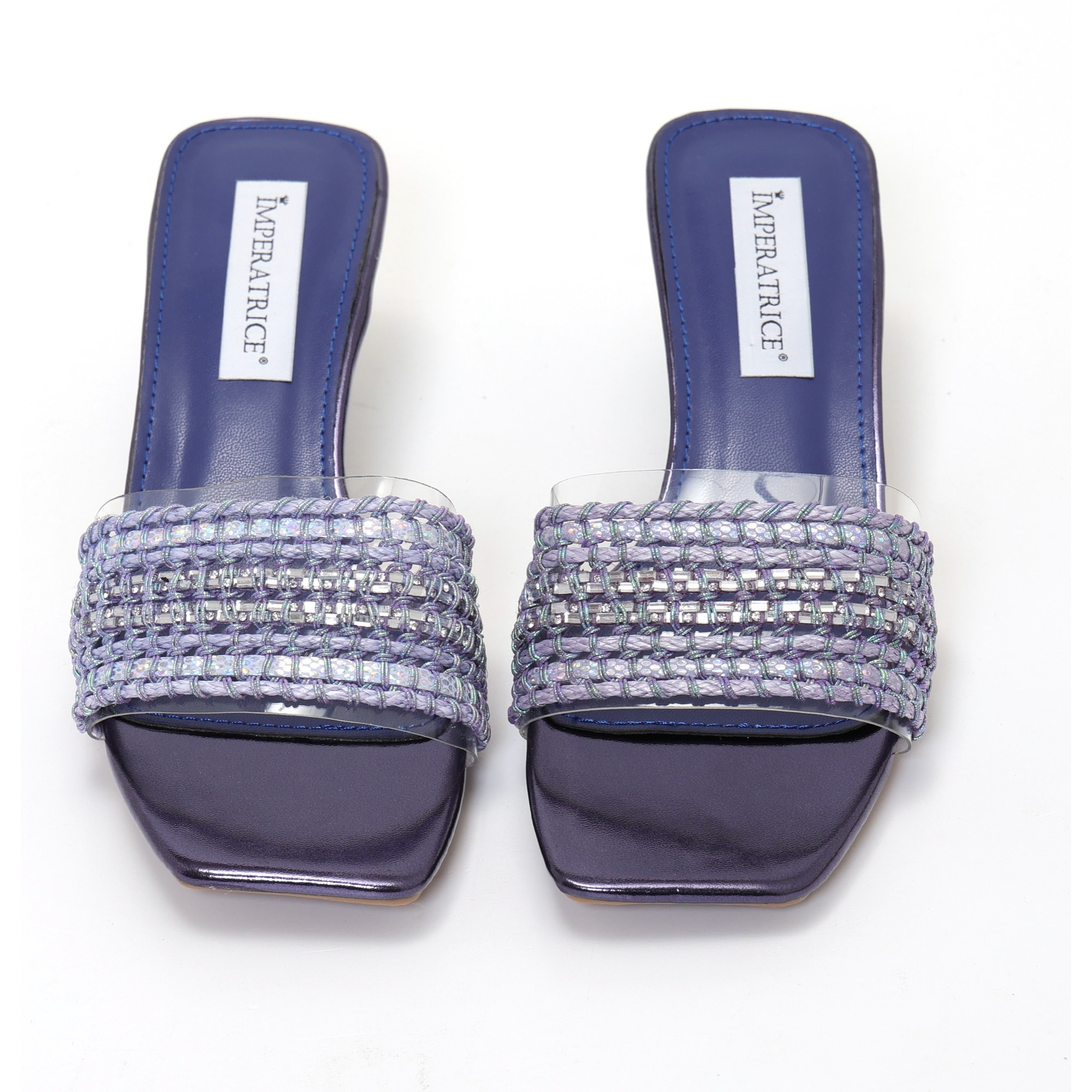 Sandali con tacco basso a rocchetto e fascia con ricamo e pietre