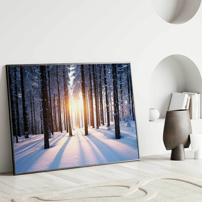 Affiche encadrée forêt enneigée au lever du soleil Affiche + cadre en métal - Noir