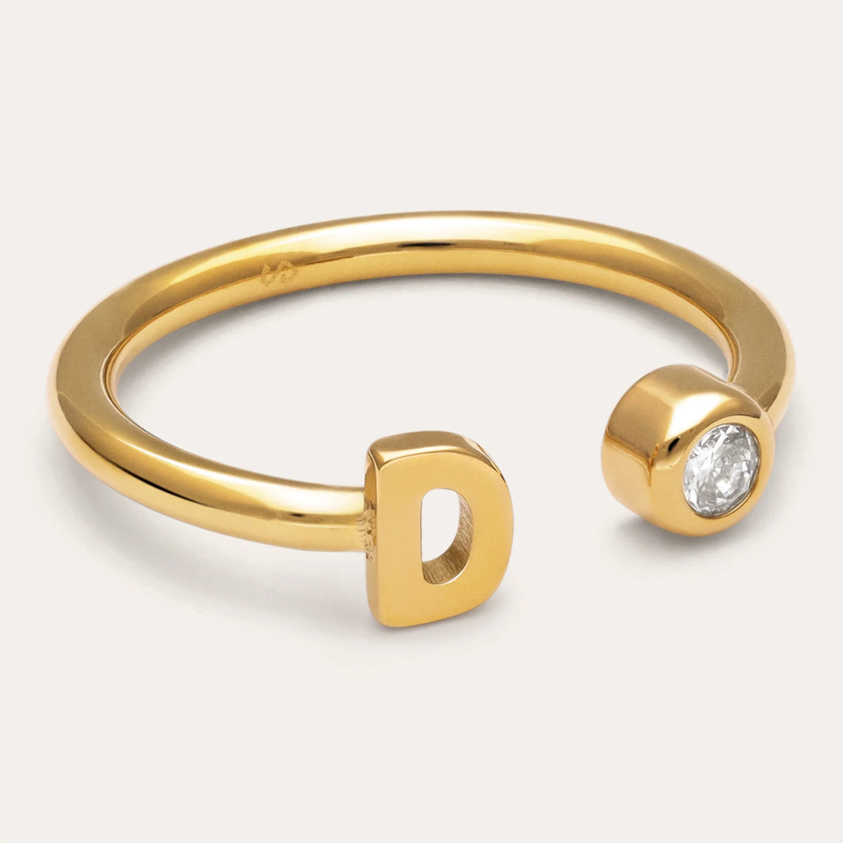 Anillo Personalizado Letter Spark Acero Baño Oro