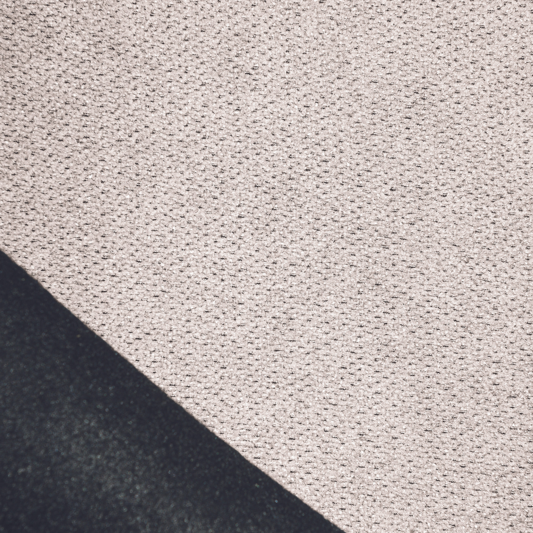 Rideau thermique phonique et semi occultant KONFOR - Blanc cassé