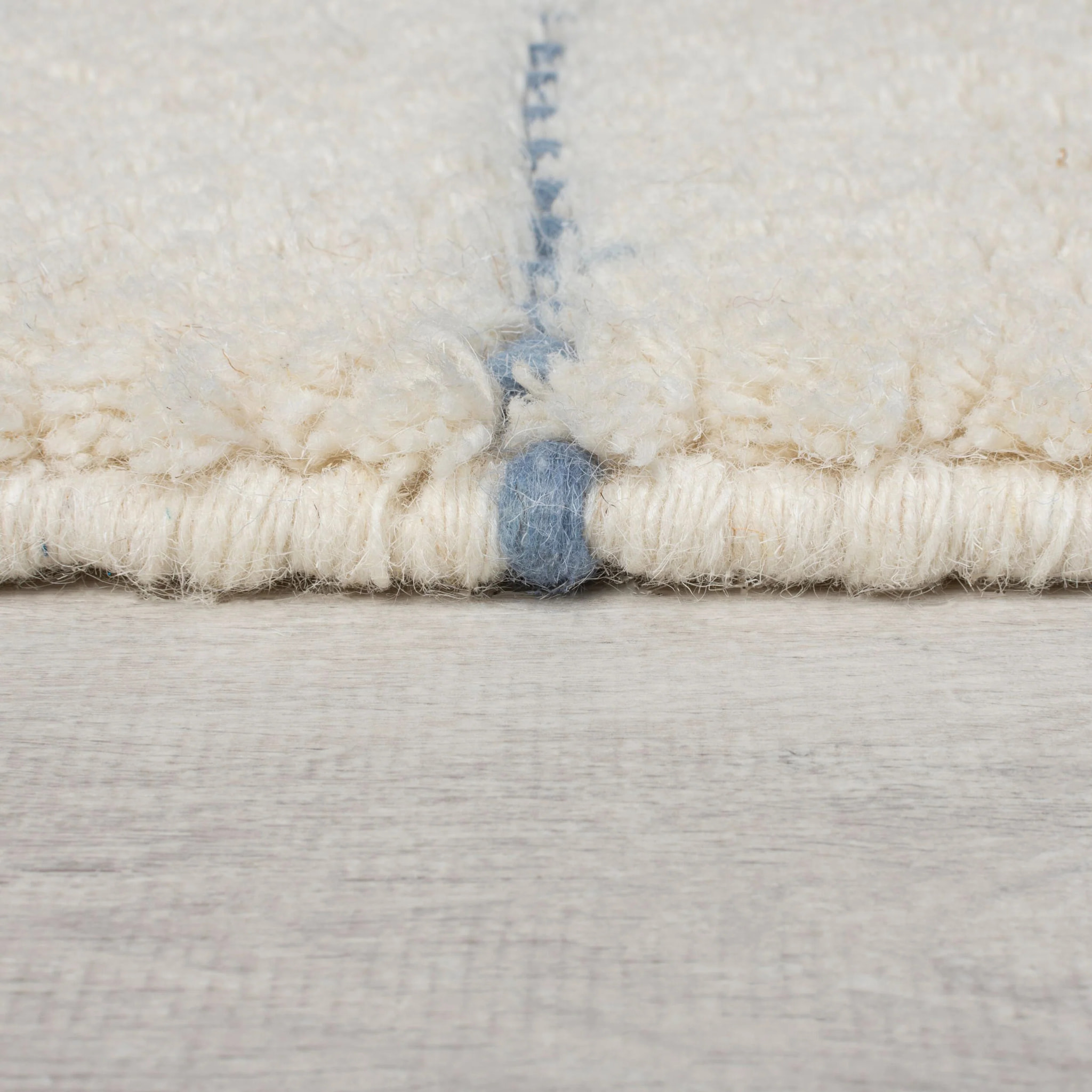 Tapis en laine bleu DOTTIE GEOMETRIC Bleu