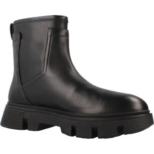 Botines Mujer de la marca GEOX  modelo D26UAC 043KB NEGRO