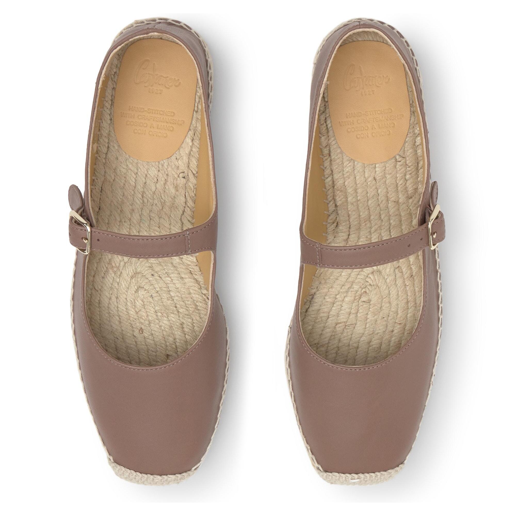 Alpargata Pepa plana mary-jane en napa con hebilla