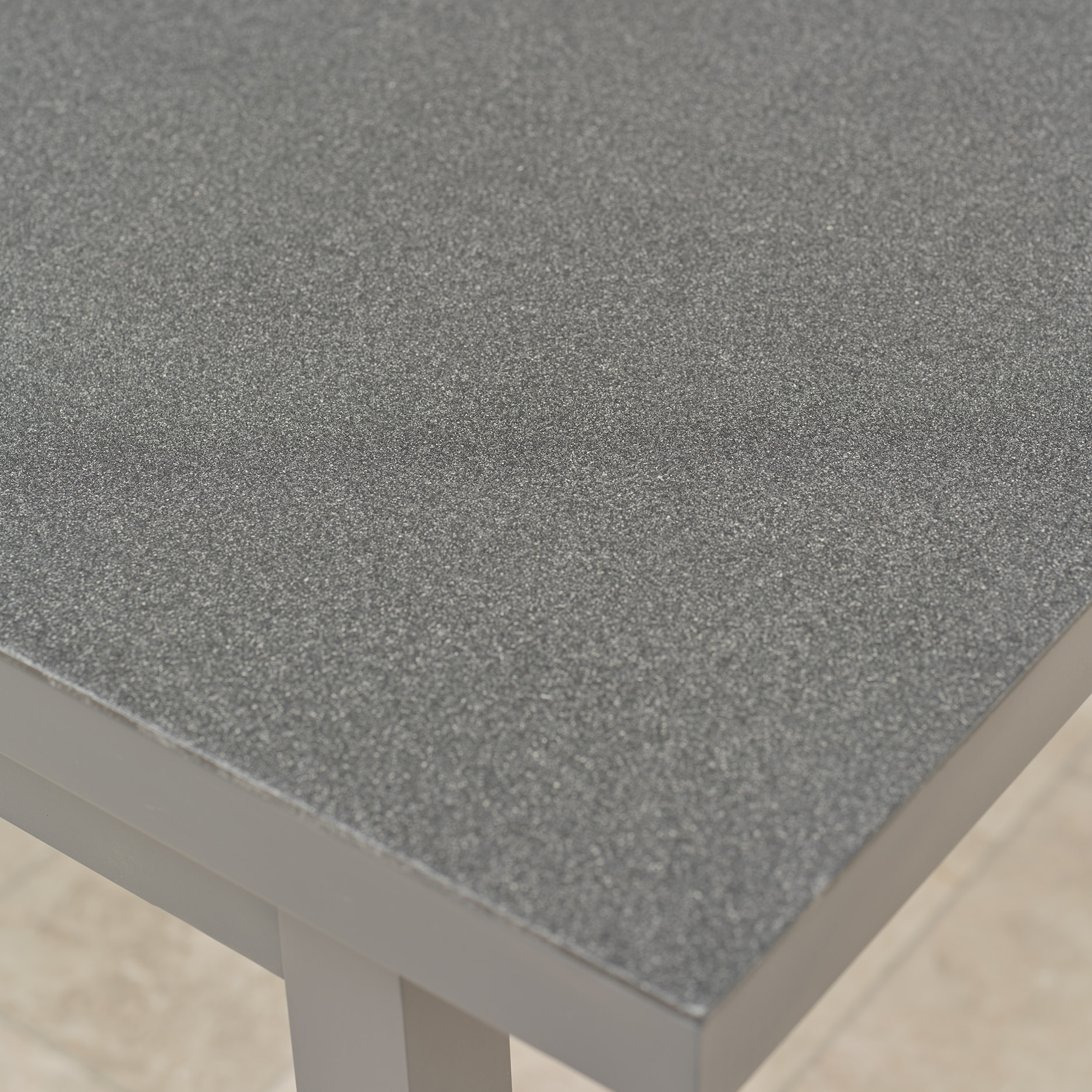 DANIA - Ensemble repas de jardin 8 places en aluminium gris anthracite