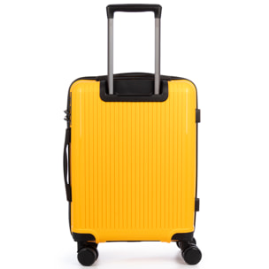 Set di 3 valigie Trolley, in materiale leggero PP resistente agli urti. Chiusura TSA numerica, 4 ruote doppie girevoli a 360°.