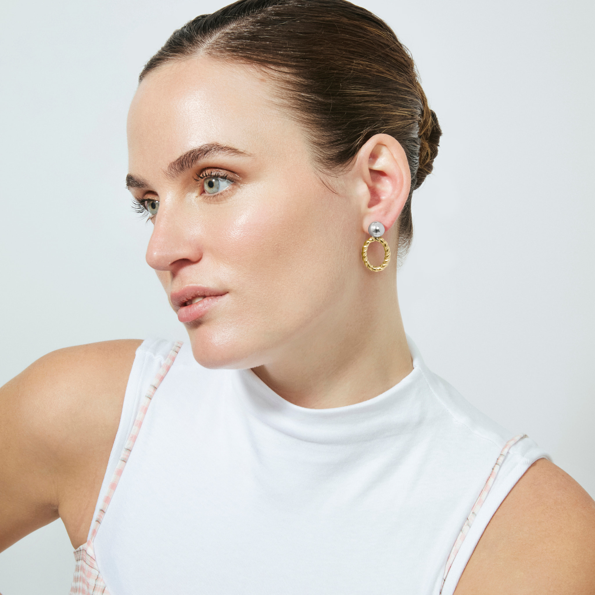 Pendientes Hiami acabado oro 18k y plata