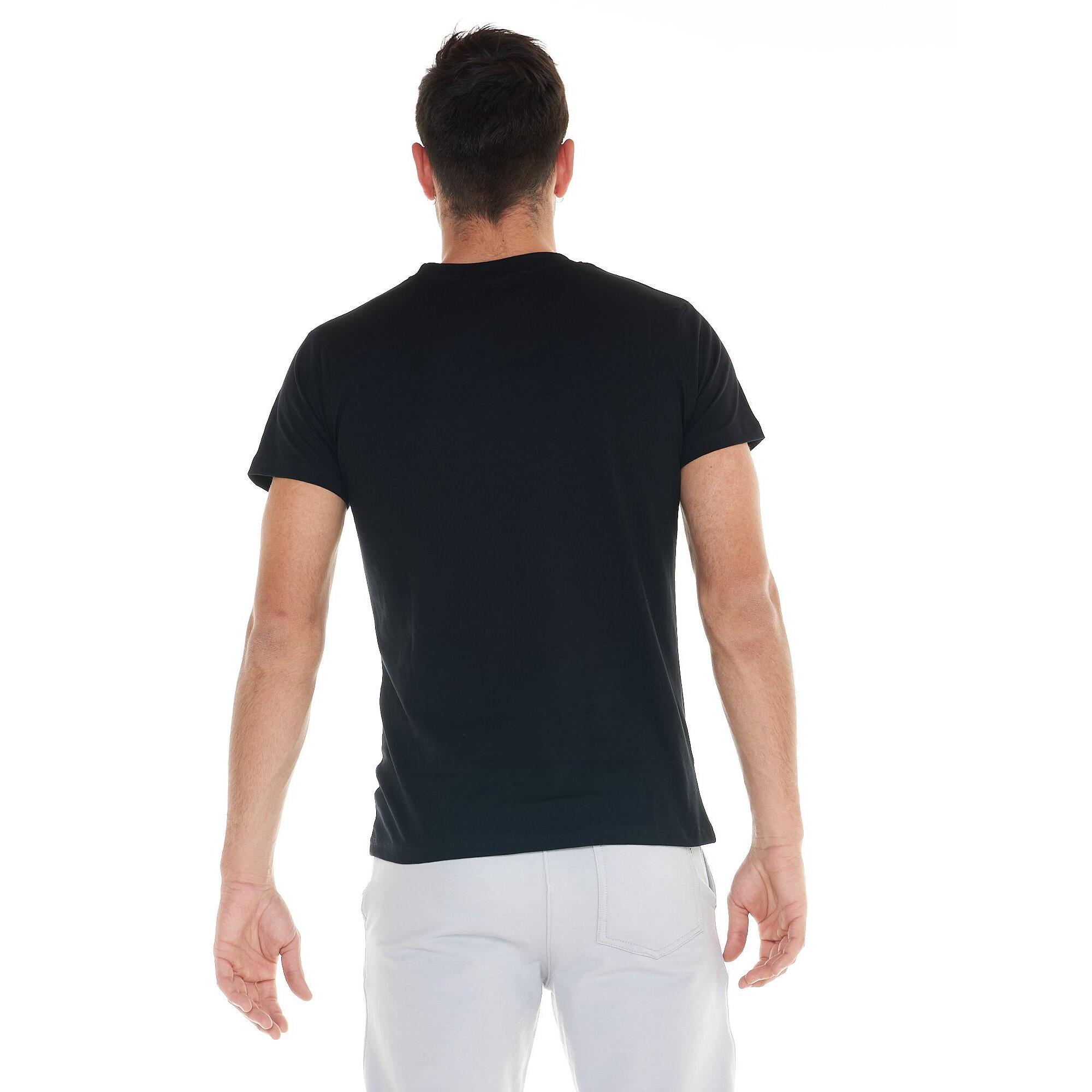 Camiseta deportiva de hombre con logo grande