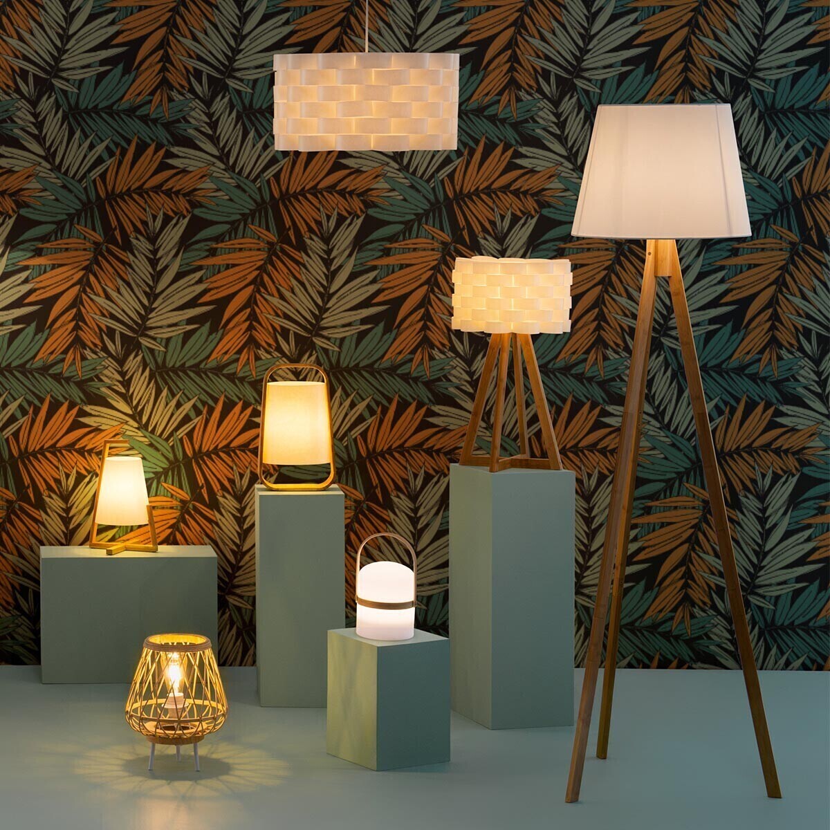 Lampadaire trépied "Bahi" - bambou et blanc H160 cm