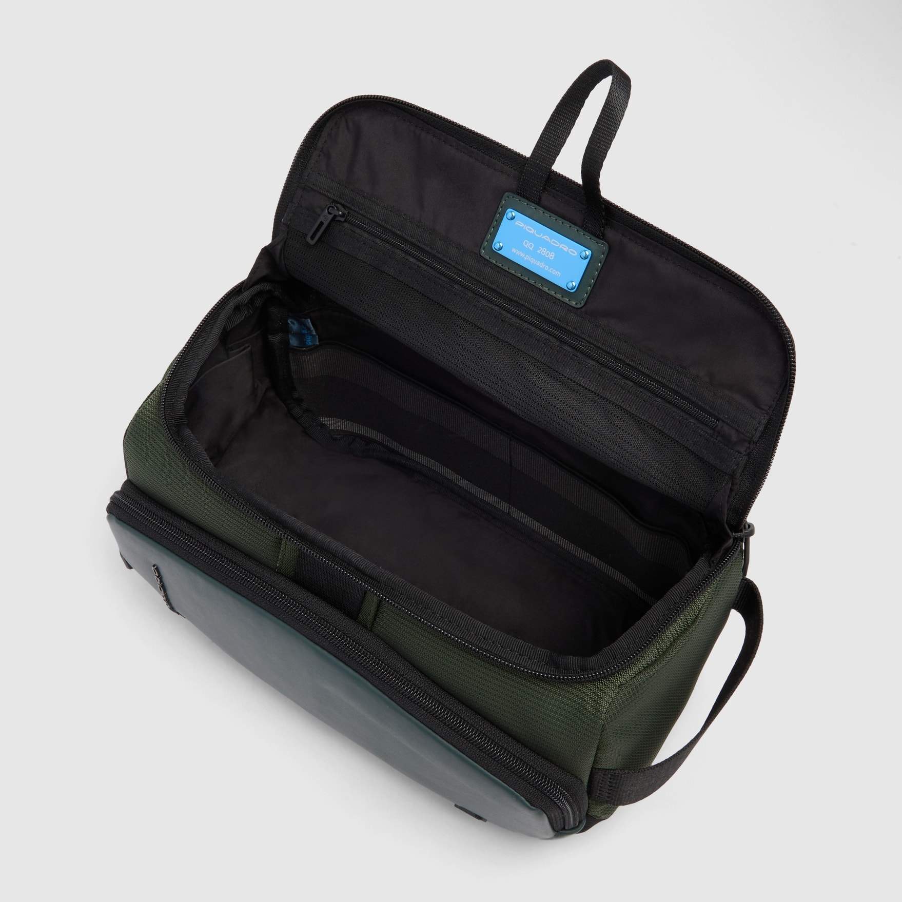 Piquadro Beauty case in materiale bio-based