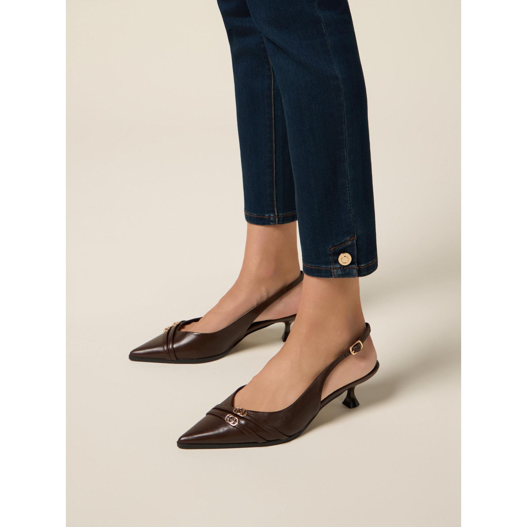 Oltre - Jeans regular con bottoni decorativi - Blu