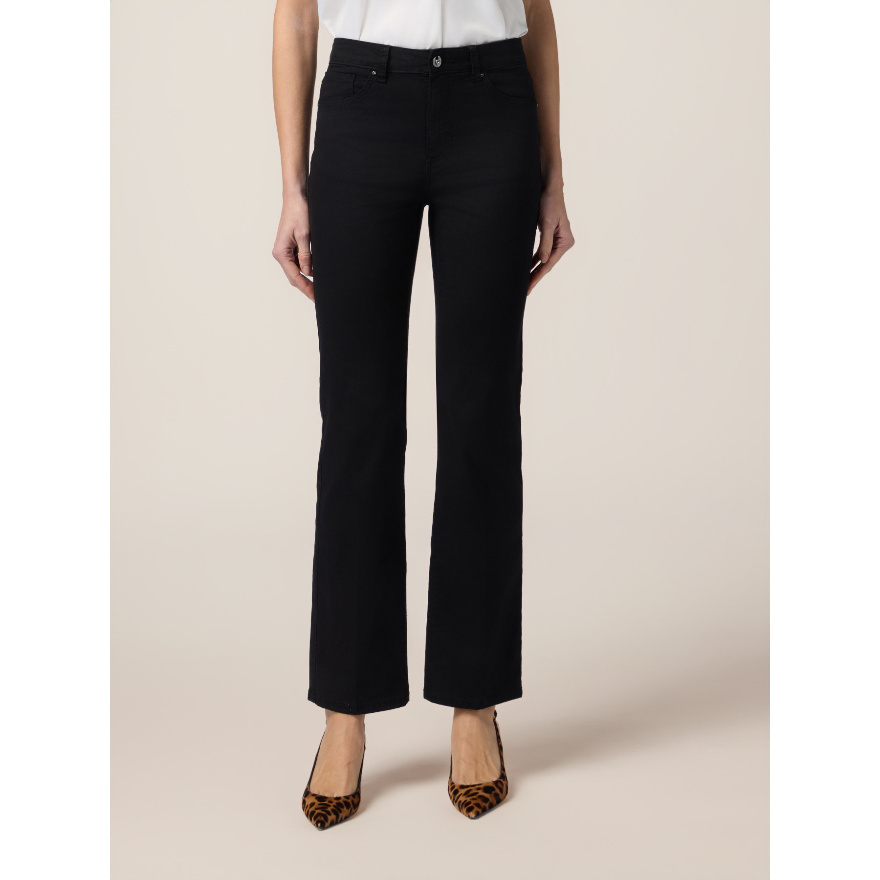 Oltre - Regular tencel blend trousers - Negro