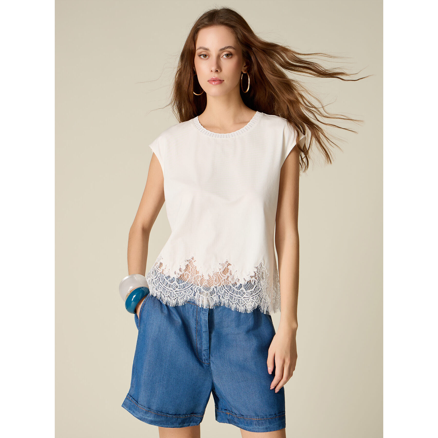 Oltre - T-shirt con inserto in pizzo - Bianco