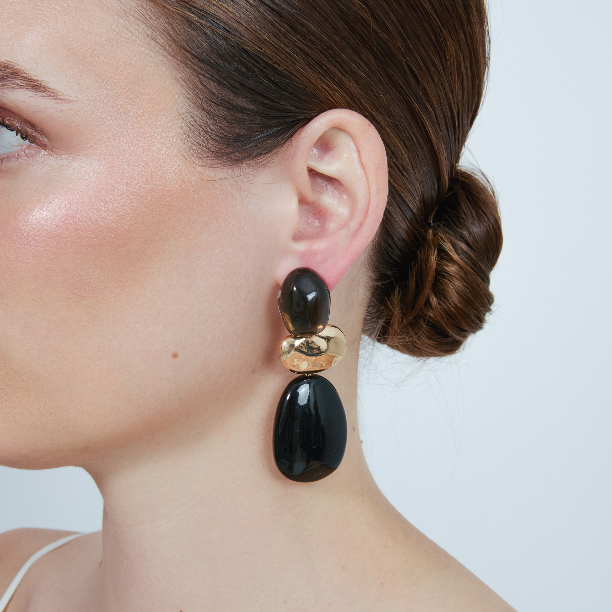 Pendientes Zulis acabado oro amarillo 18k