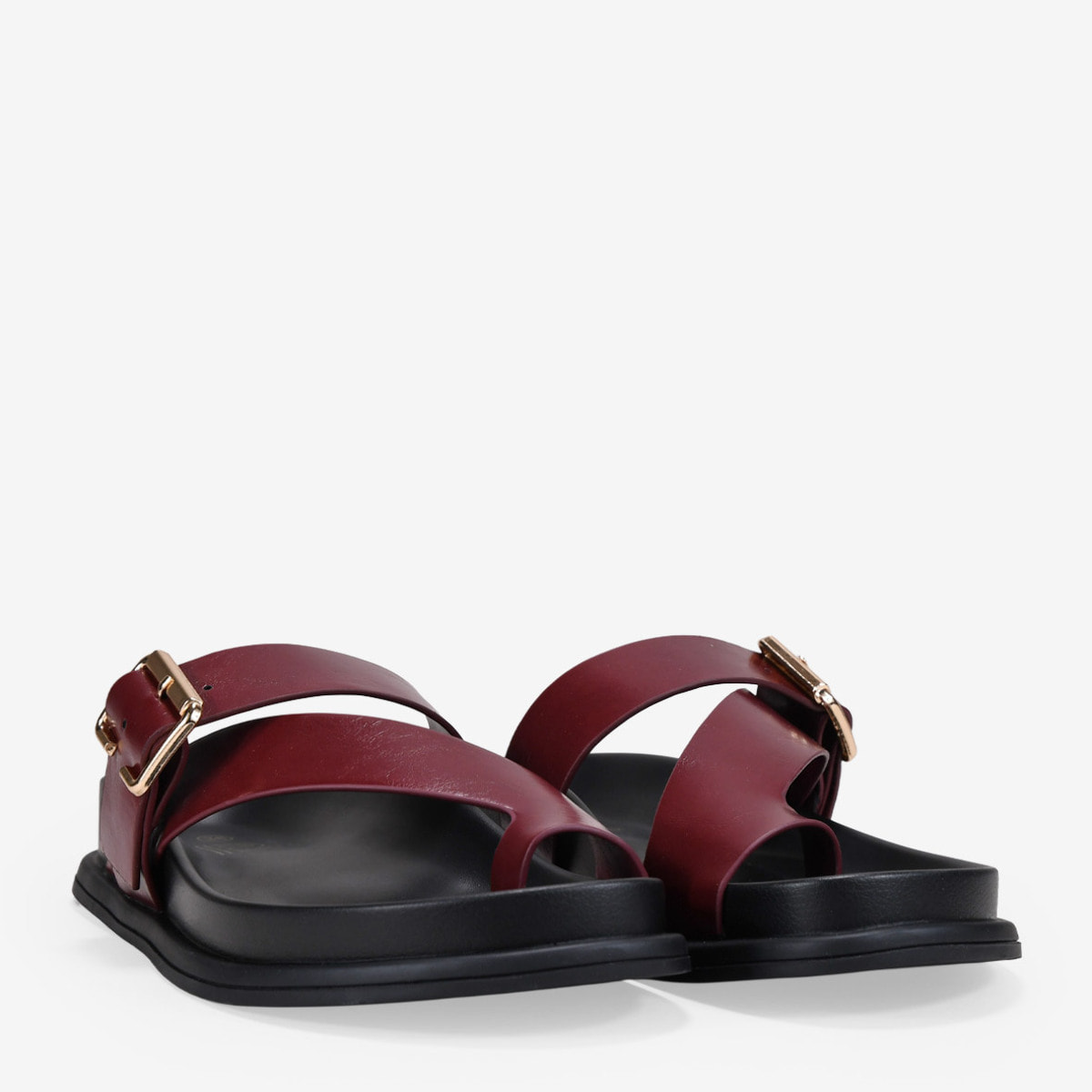 Sandalias de dedo burdeos con hebilla