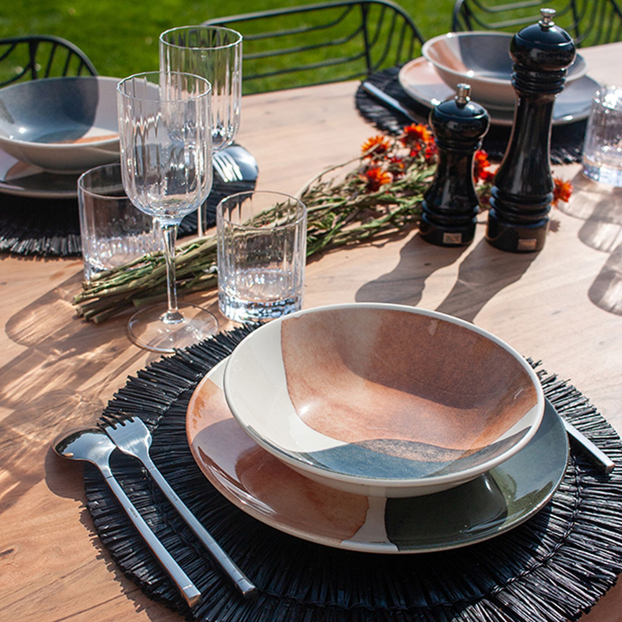 Service de table 36 pièces en grès marron GAIA