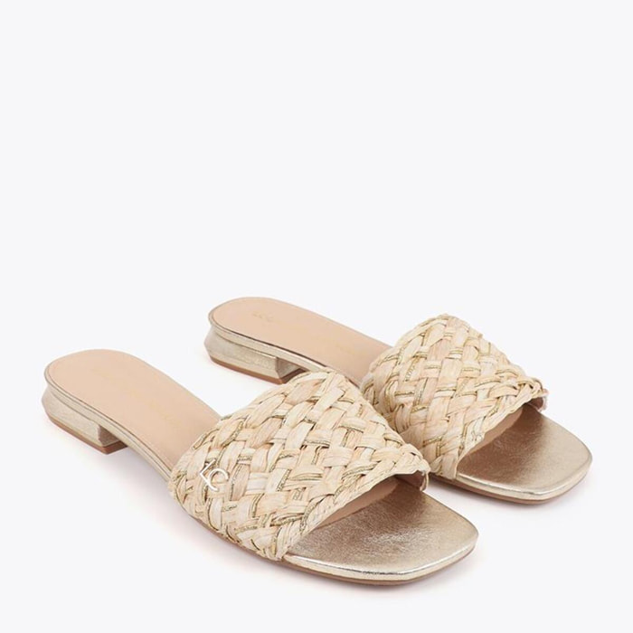 Sandalo basso in effetto rafia metallizzata