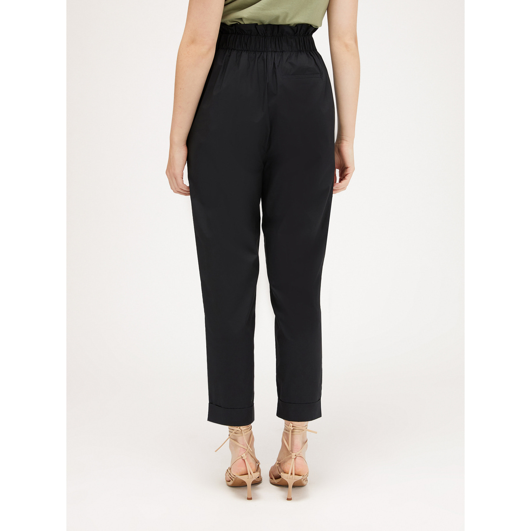 Motivi - Pantaloni carrot con cintura - Nero