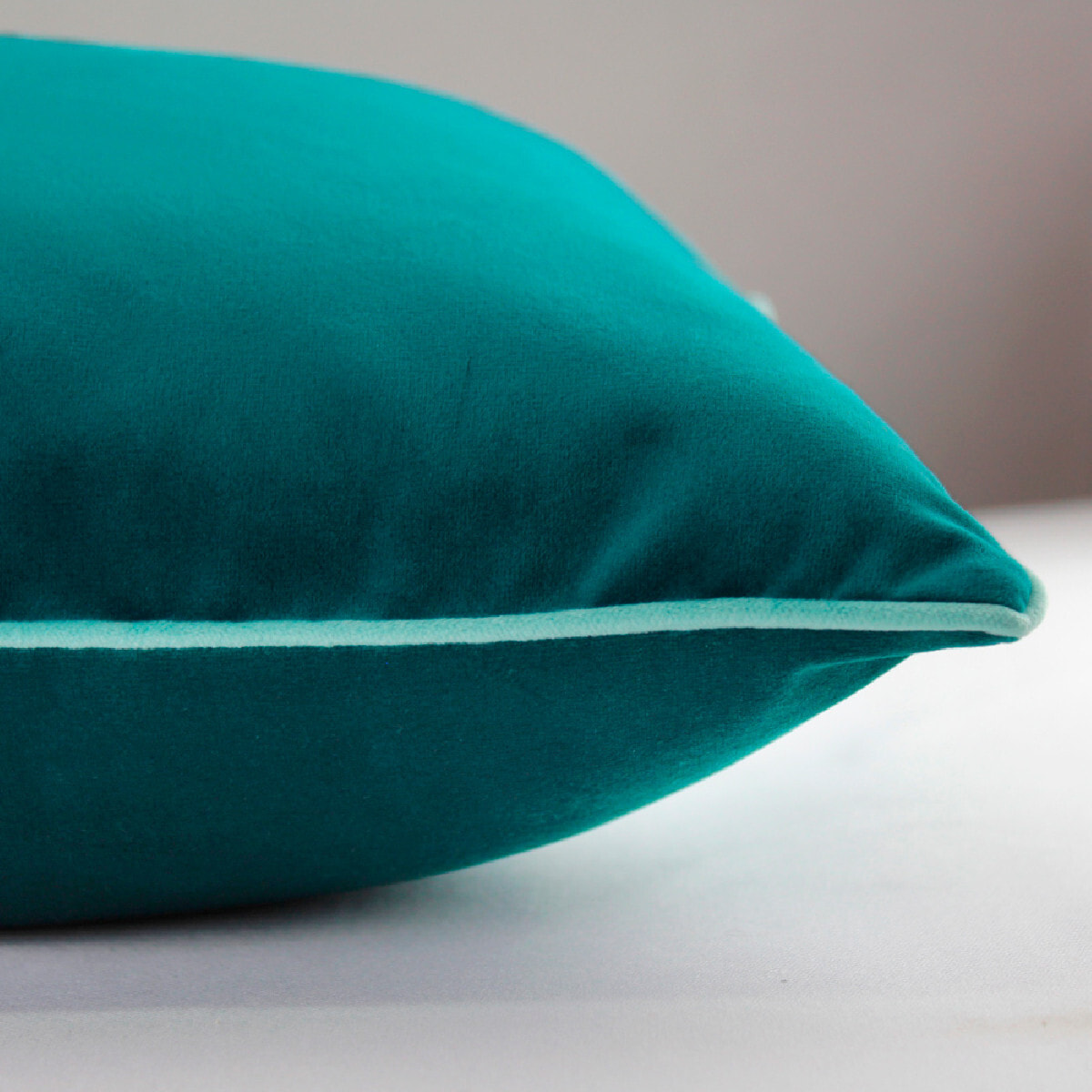 Housse de coussin polyester anti tache uni Velours uni canard-bleu