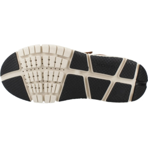 Zapatillas Niño de la marca GEOX  modelo J FLEXYPER BOY MARRON