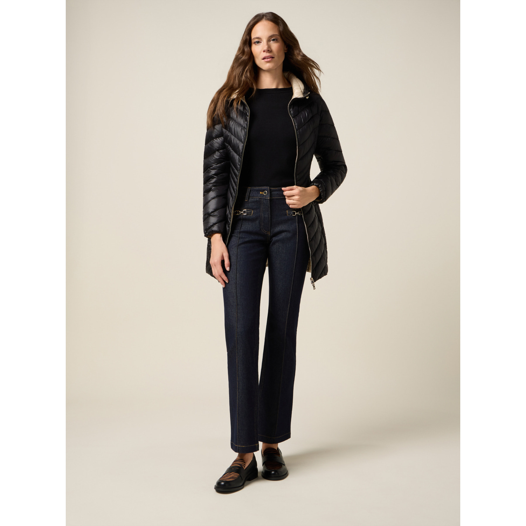 Oltre - Plumífero midi con capucha y cinturón - Negro