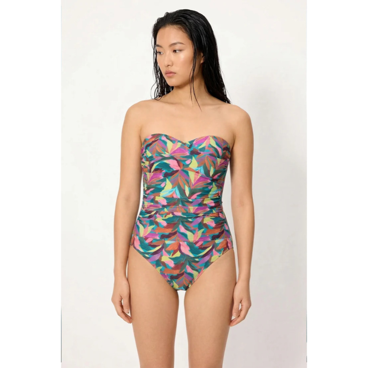 Costume bandeau modellante