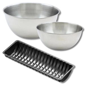 Lot comprenant 1 moule à buche de Noël, 1 spatule Zenker et 2 bols à mixer en inox Fackelmann