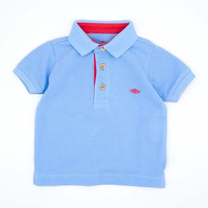 POLO AZUL CLARITO CON PEZ BORDADO ROJO