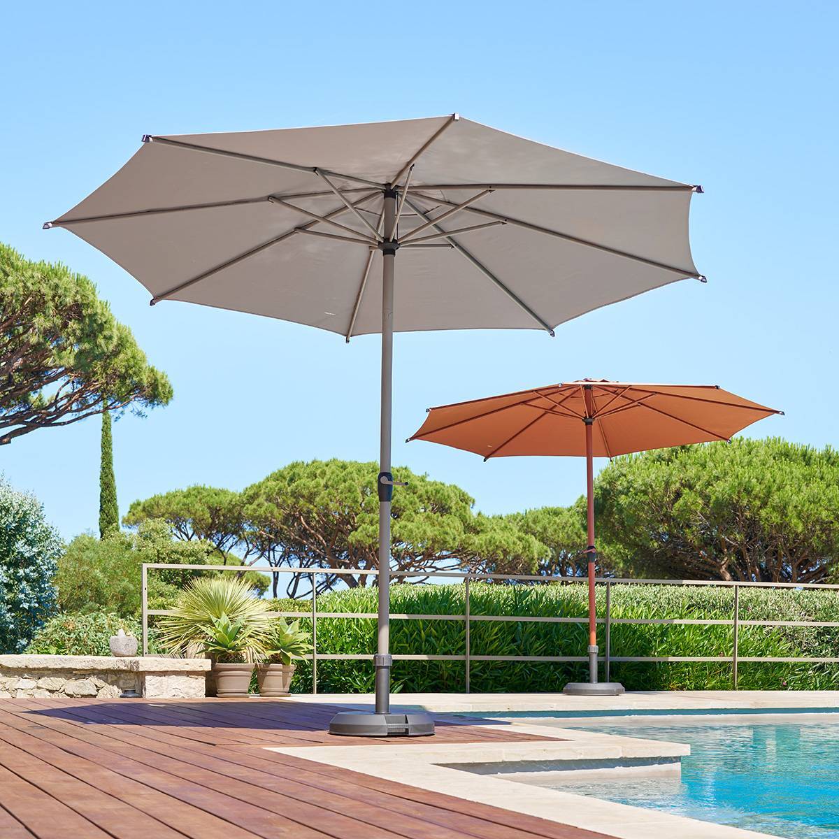 Parasol droit rond inclinable Loompa 3m café