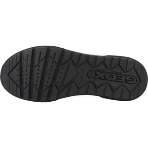 Zapatillas Niño de la marca GEOX  modelo J WEEMBLE B. A MARRON CLARO