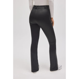 Pantaloni termici svasati effetto pelle elasticizzata nera