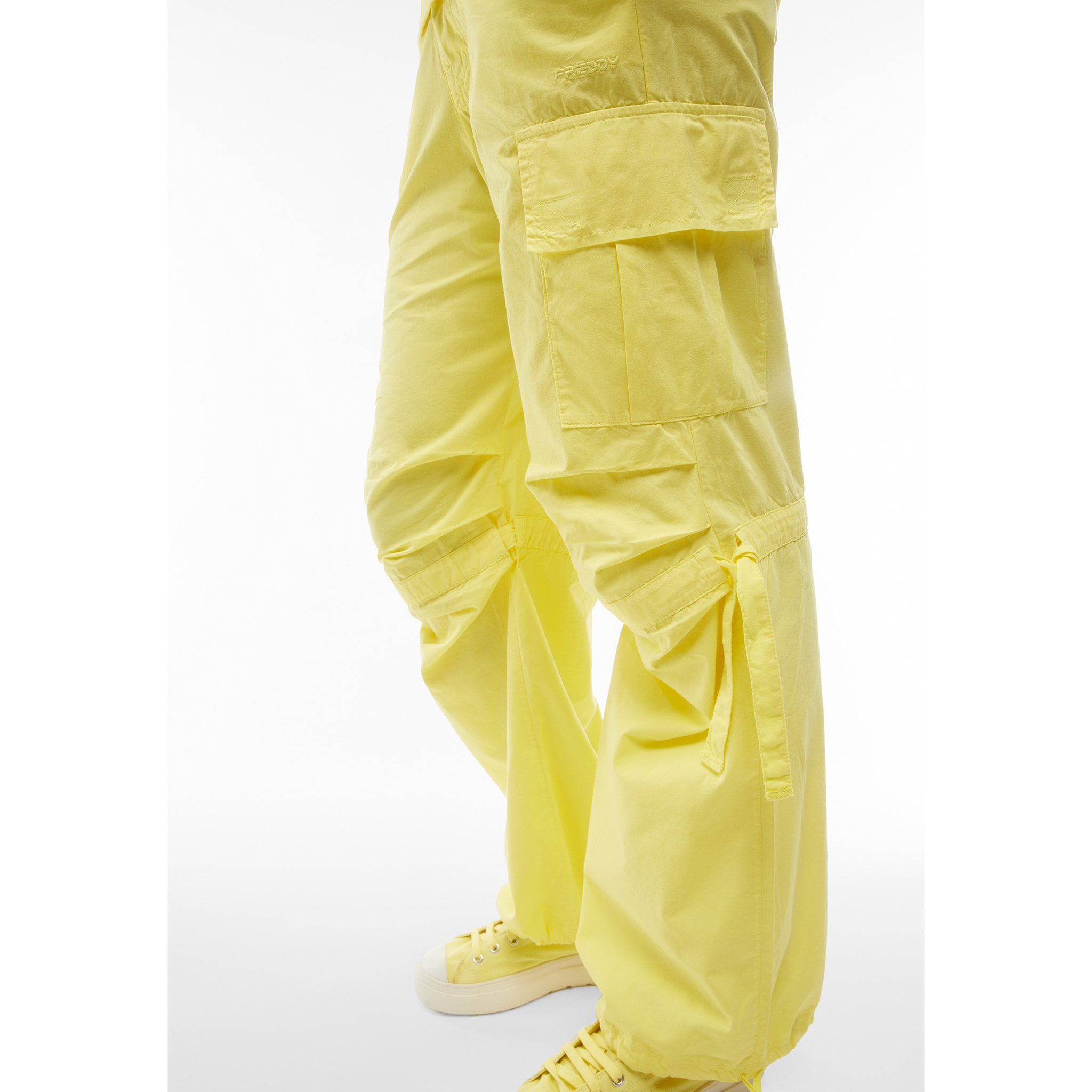 Pantaloni cargo da donna in tessuto popeline tinto capo